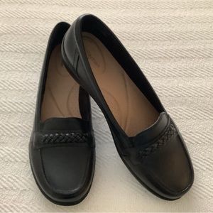 Clarks Black ultimate comfort shoes